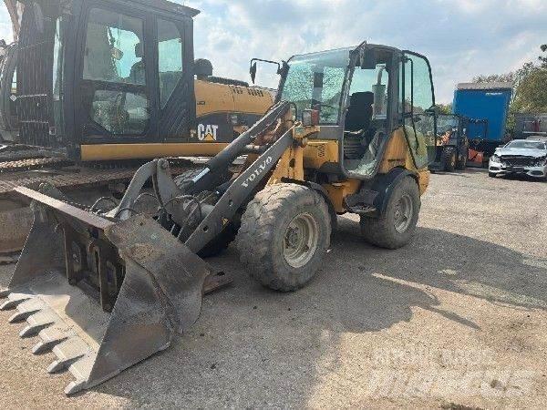 Volvo L25b Iekrāvēji uz riteņiem