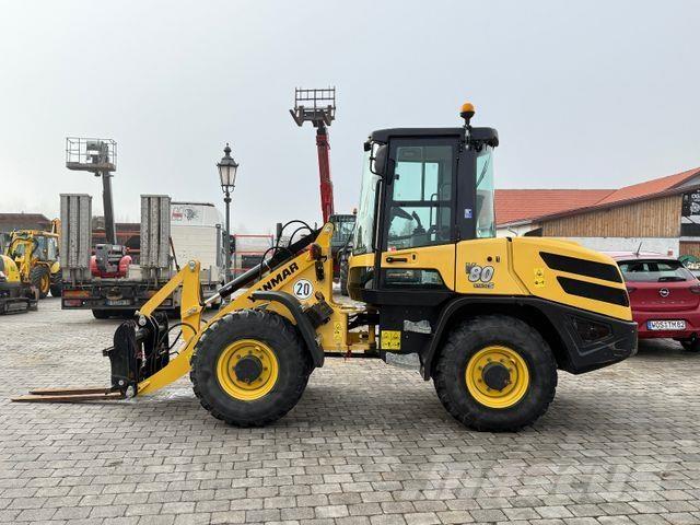 Yanmar V80 nur 330h Iekrāvēji uz riteņiem