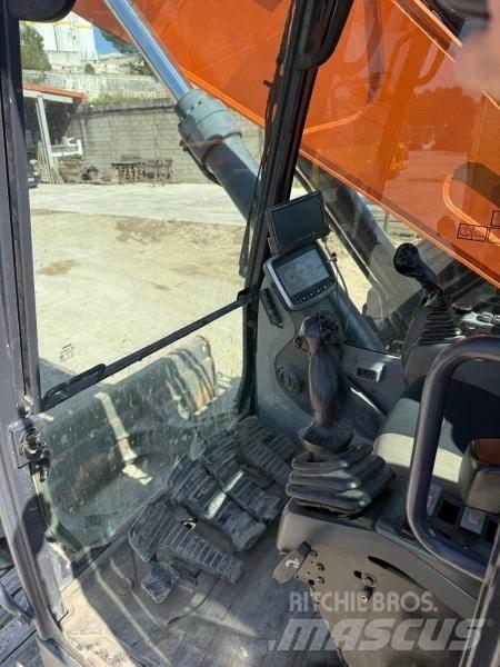 Doosan DX235LCR Kāpurķēžu ekskavatori