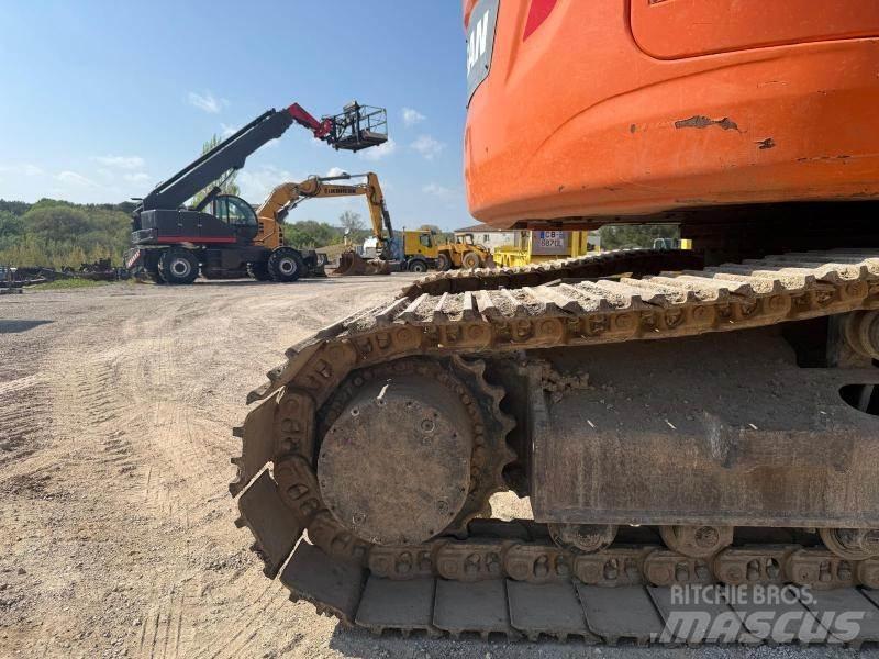 Doosan DX235LCR Kāpurķēžu ekskavatori