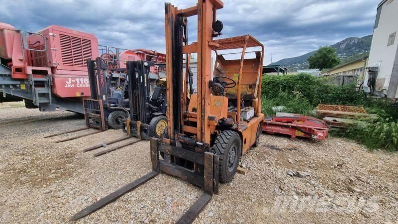 Komatsu FD25T Autokrāvēji - citi