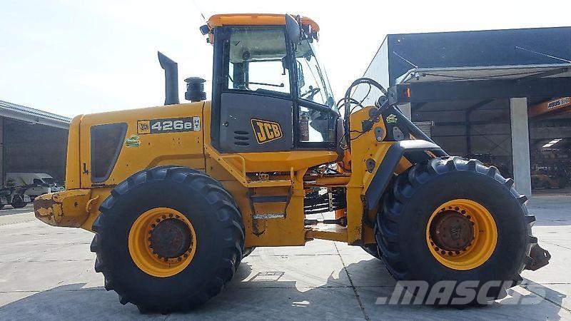 JCB 426 Iekrāvēji uz riteņiem