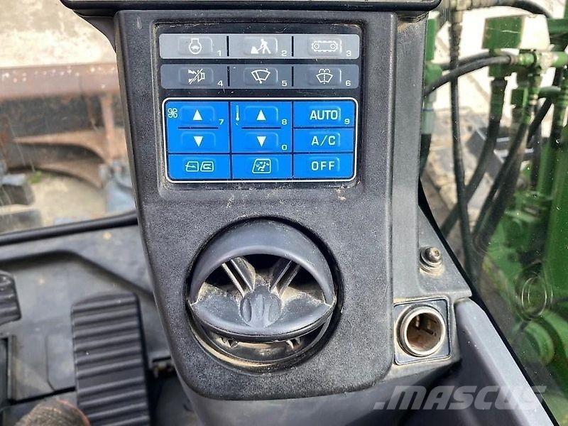 Komatsu PC138-8 Kāpurķēžu ekskavatori