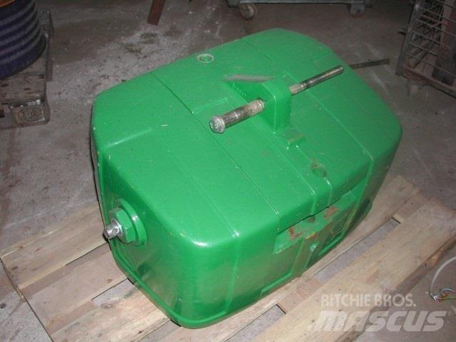 John Deere  Cits traktoru papildaprīkojums