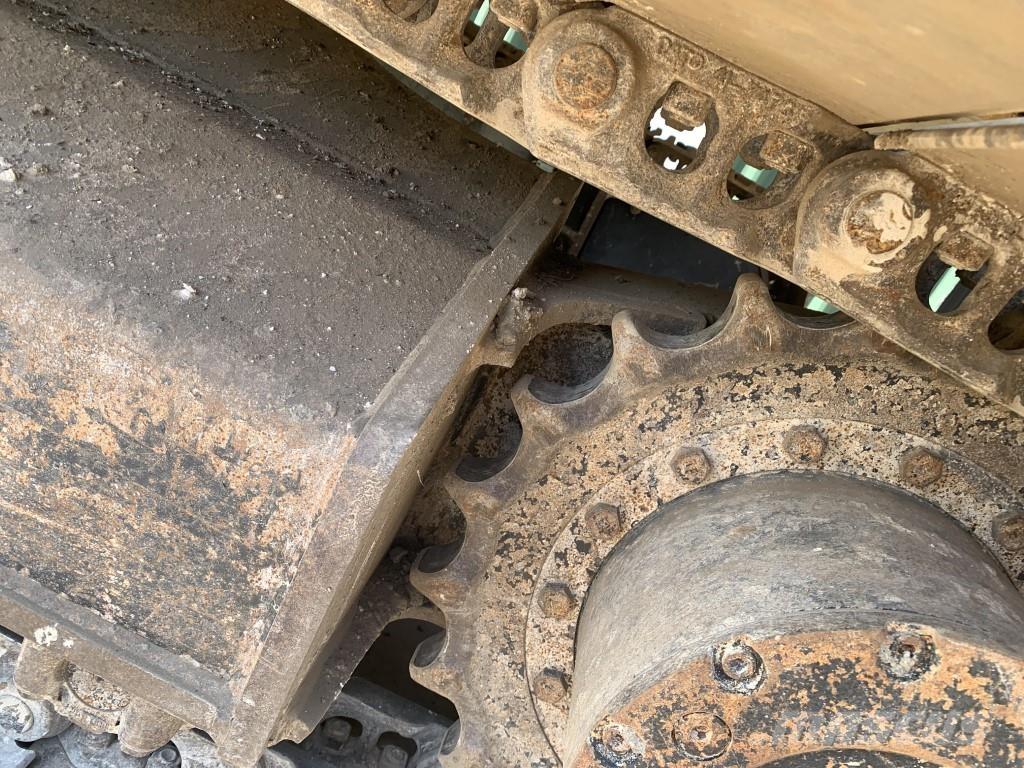 CAT  Kāpurķēžu ekskavatori