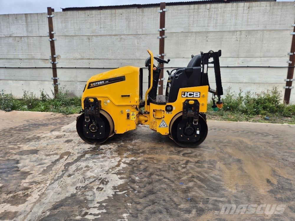 JCB  Citi veltņi