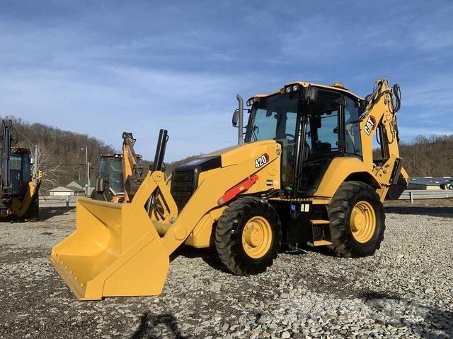 CAT 420 Backhoe Ekskavatori-iekrāvēji
