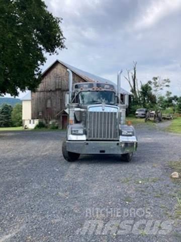 Kenworth 900 Preču pārvadāšanas furgoni
