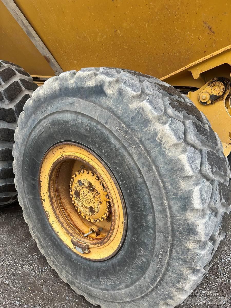 Bell B30E Artikulētie pašizgāzēji