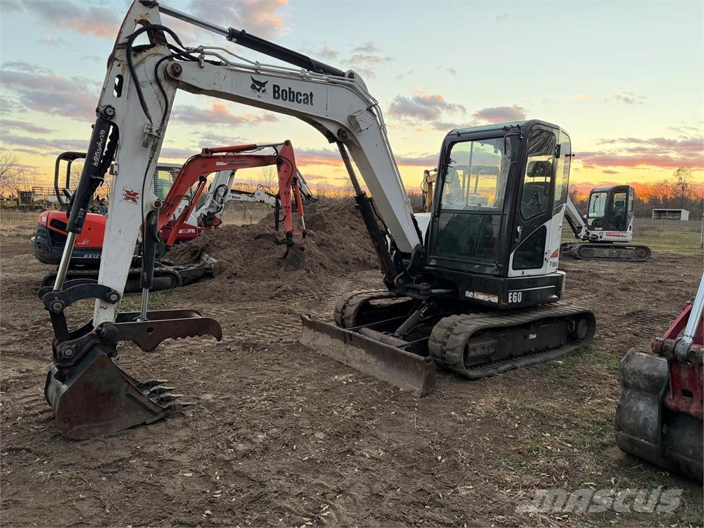 Bobcat E60 Kāpurķēžu ekskavatori