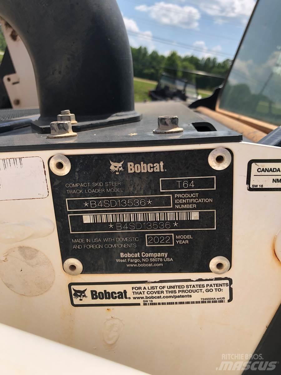 Bobcat T64 Lietoti riteņu kompaktiekrāvēji