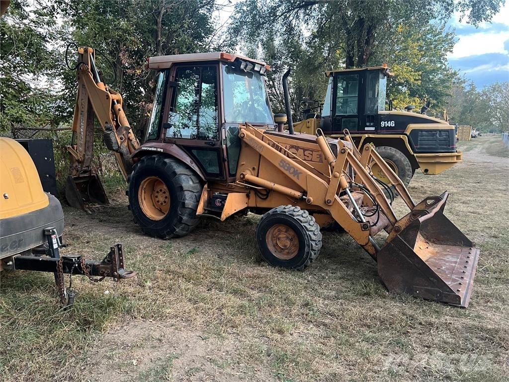 CASE 580K Ekskavatori-iekrāvēji