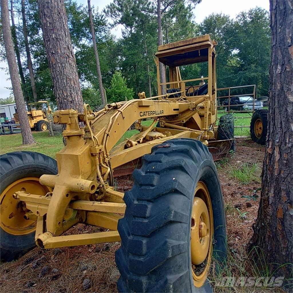 CAT 120 Greideri