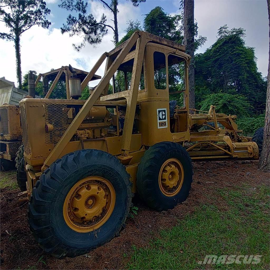 CAT 120 Greideri