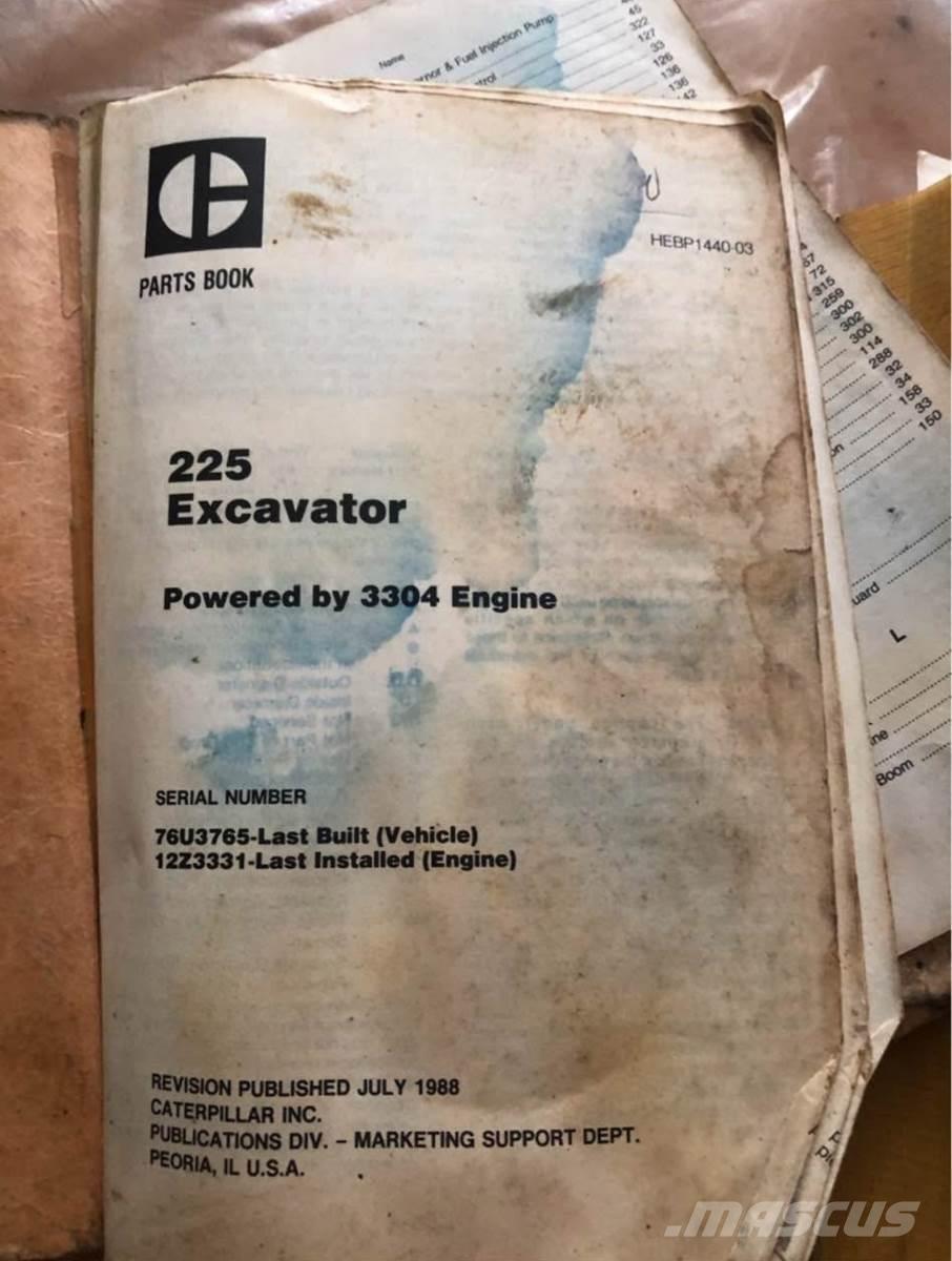 CAT 225 LC Kāpurķēžu ekskavatori