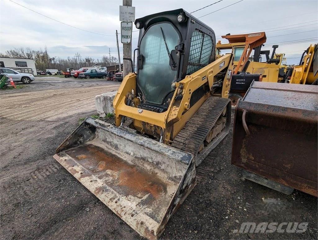 CAT 239D3 Lietoti riteņu kompaktiekrāvēji