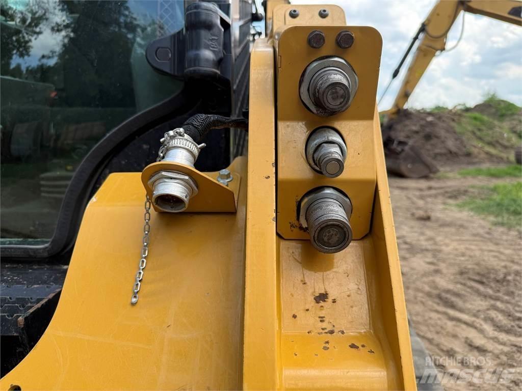 CAT 259D Lietoti riteņu kompaktiekrāvēji