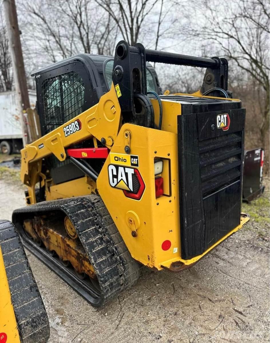 CAT 259D3 Lietoti riteņu kompaktiekrāvēji