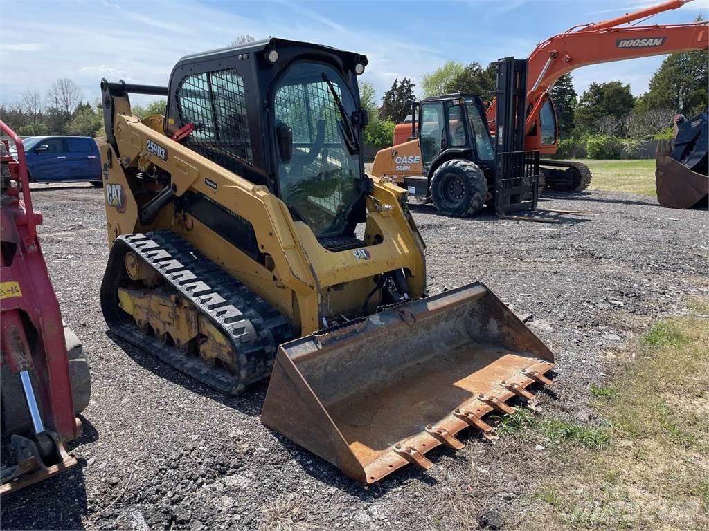 CAT 259D3 Lietoti riteņu kompaktiekrāvēji