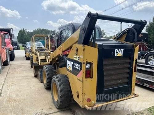 CAT 262D Lietoti riteņu kompaktiekrāvēji