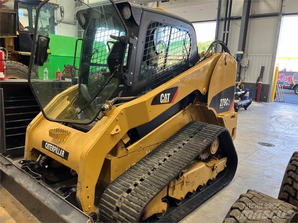CAT 279C Lietoti riteņu kompaktiekrāvēji