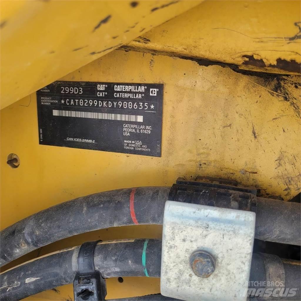 CAT 299D3 Lietoti riteņu kompaktiekrāvēji
