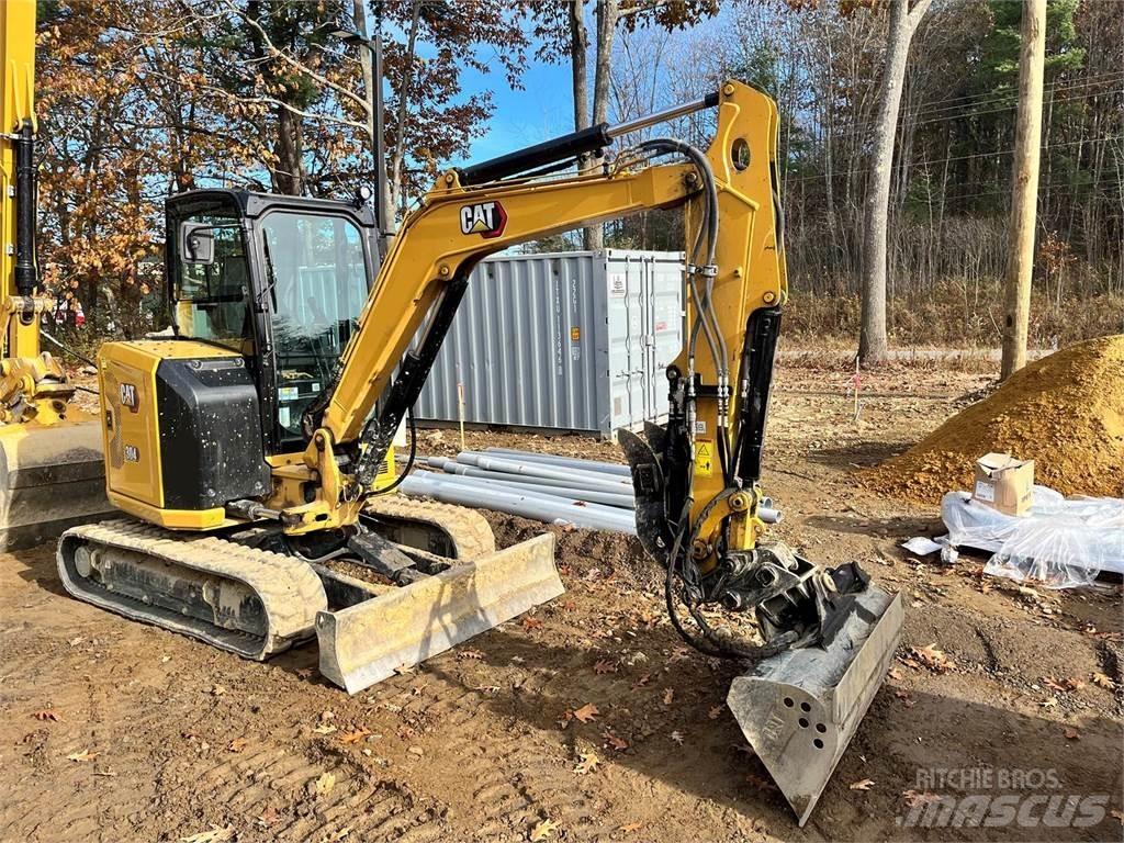 CAT 304 Kāpurķēžu ekskavatori