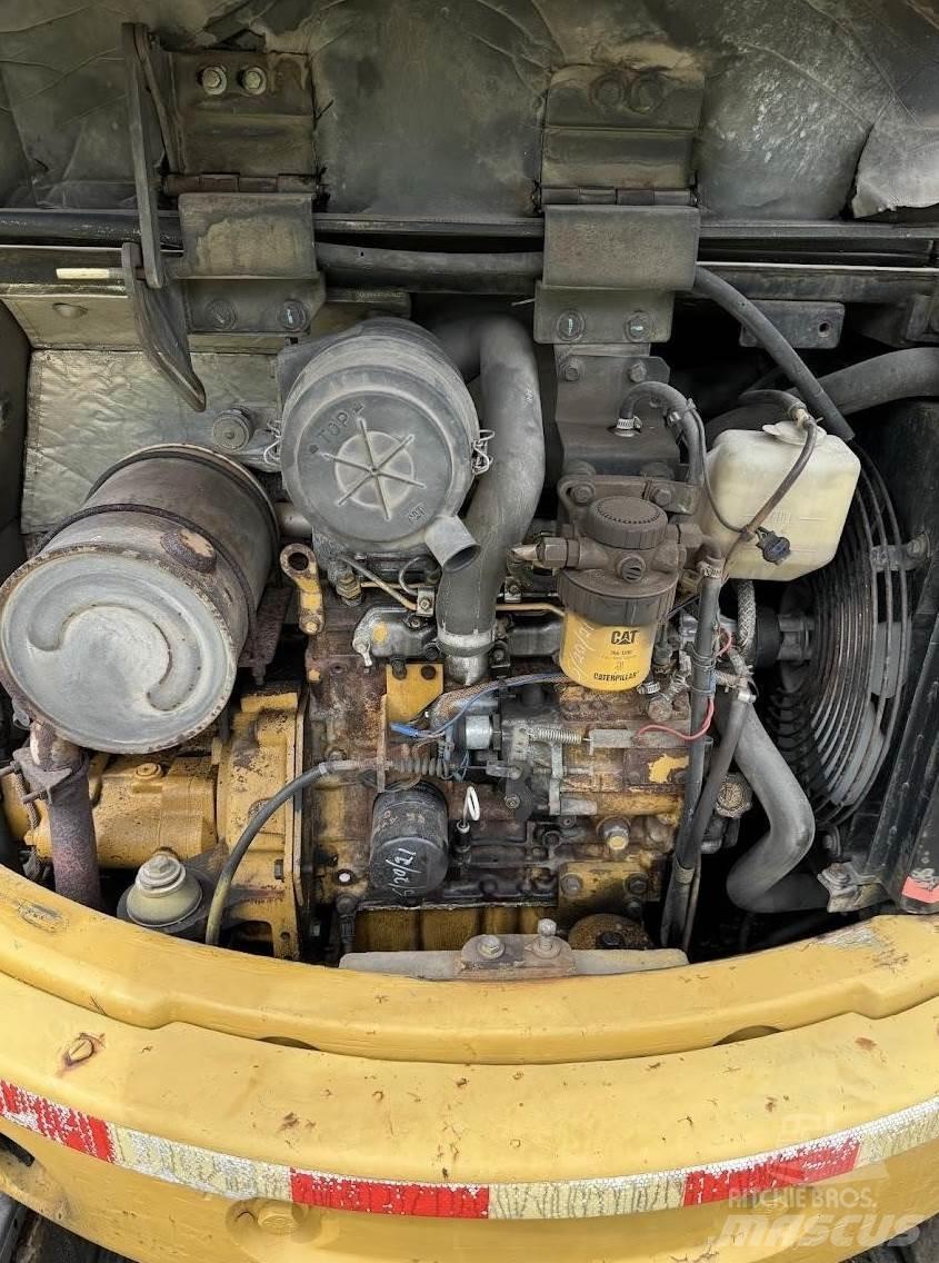 CAT 304CR Mini ekskavatori < 7 t