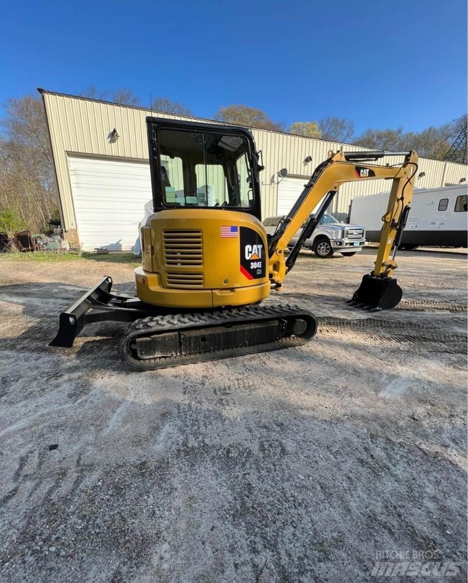 CAT 304E Mini ekskavatori < 7 t