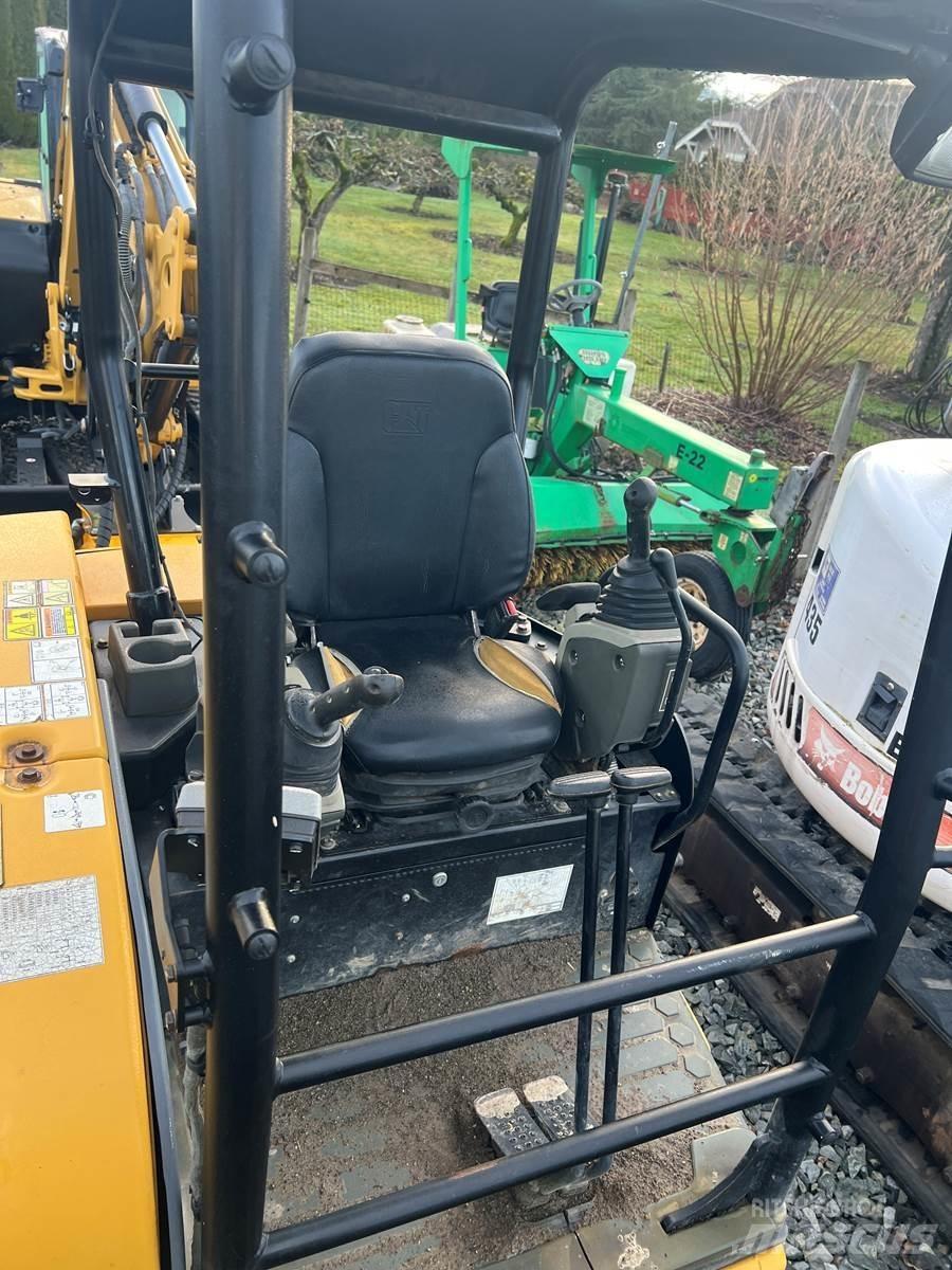 CAT 305 Mini ekskavatori < 7 t