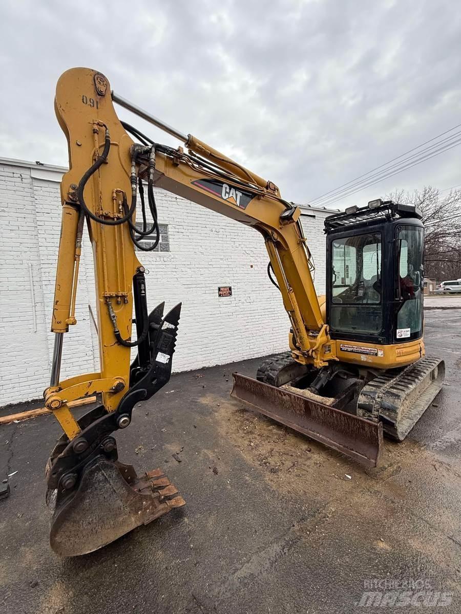 CAT 305CR Mini ekskavatori < 7 t