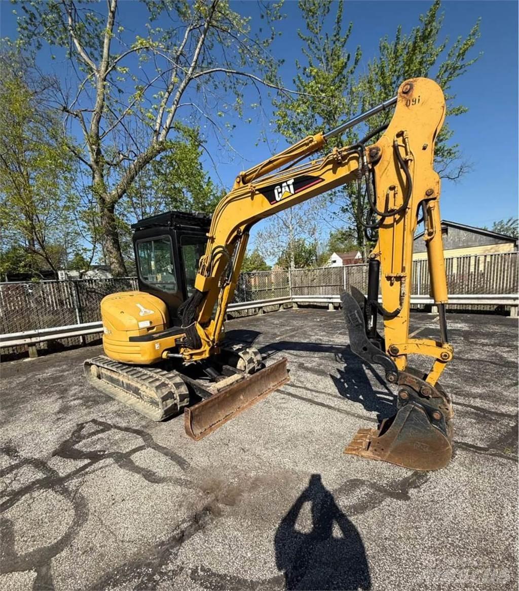 CAT 305CR Mini ekskavatori < 7 t