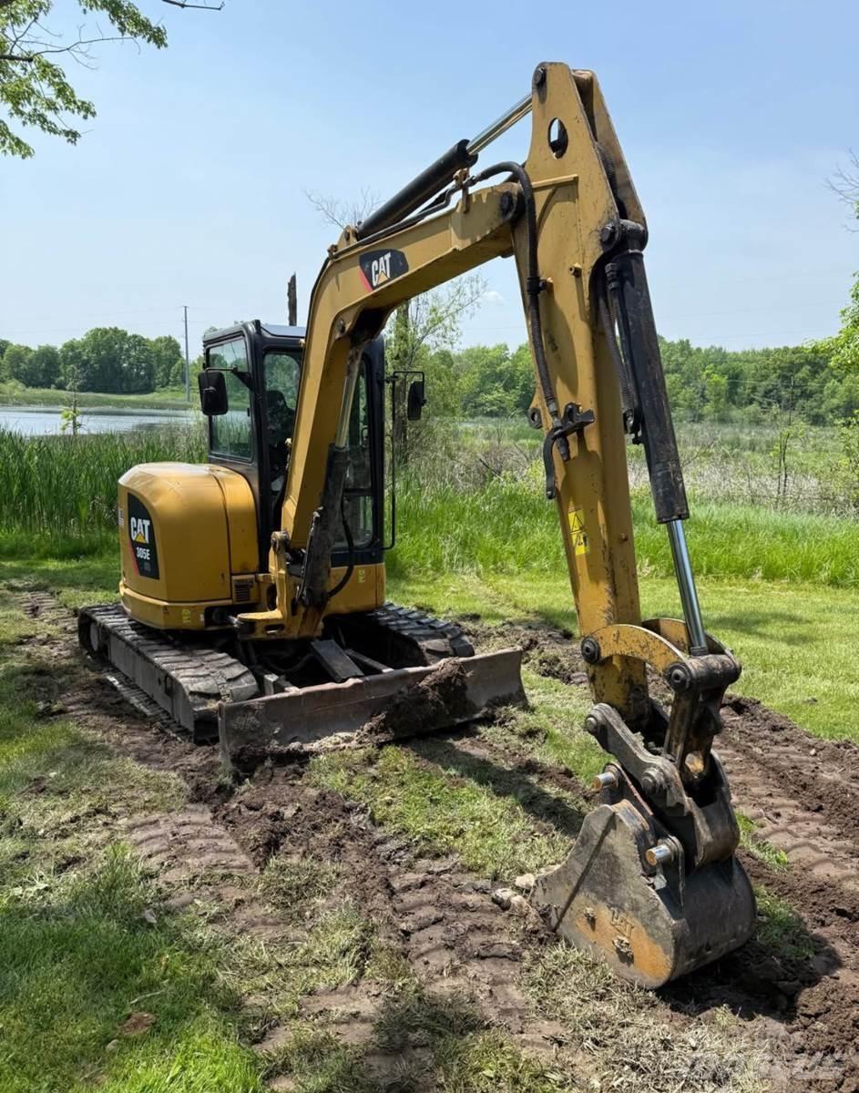 CAT 305E2 Mini ekskavatori < 7 t