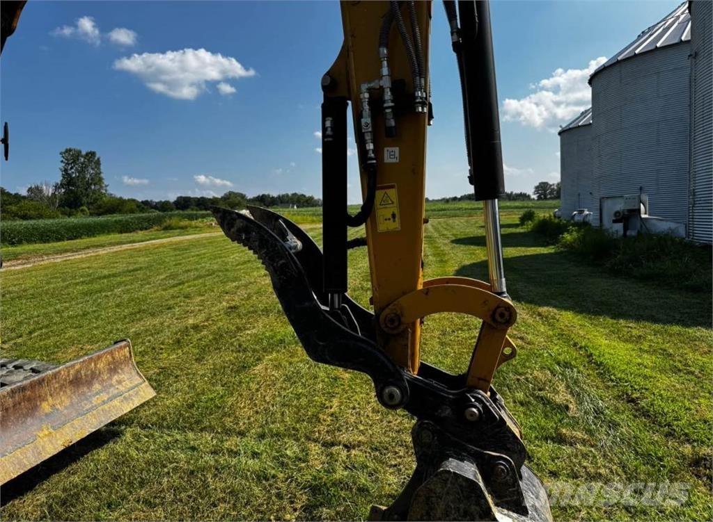 CAT 306CR Kāpurķēžu ekskavatori