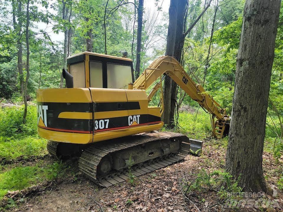 CAT 307 Kāpurķēžu ekskavatori