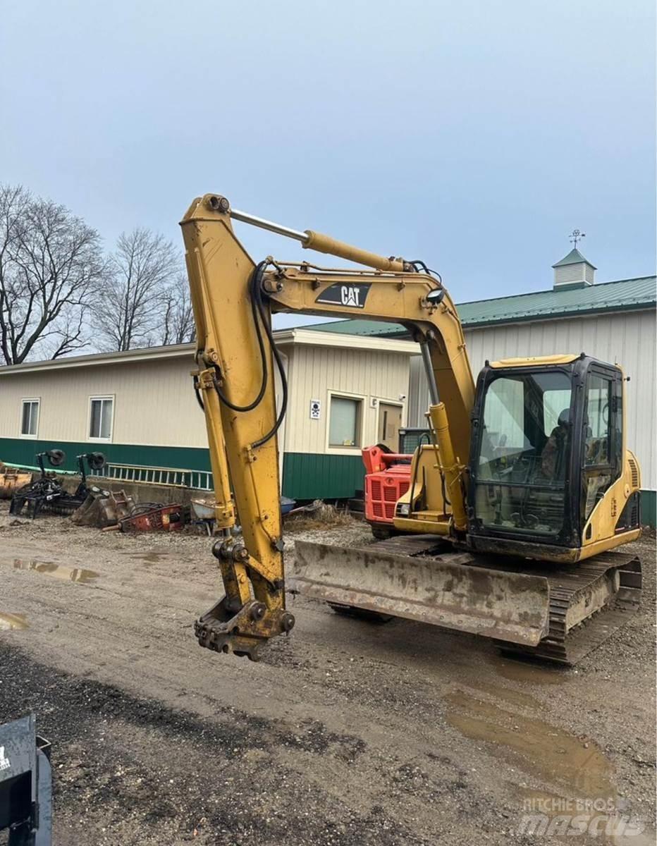 CAT 307 Kāpurķēžu ekskavatori
