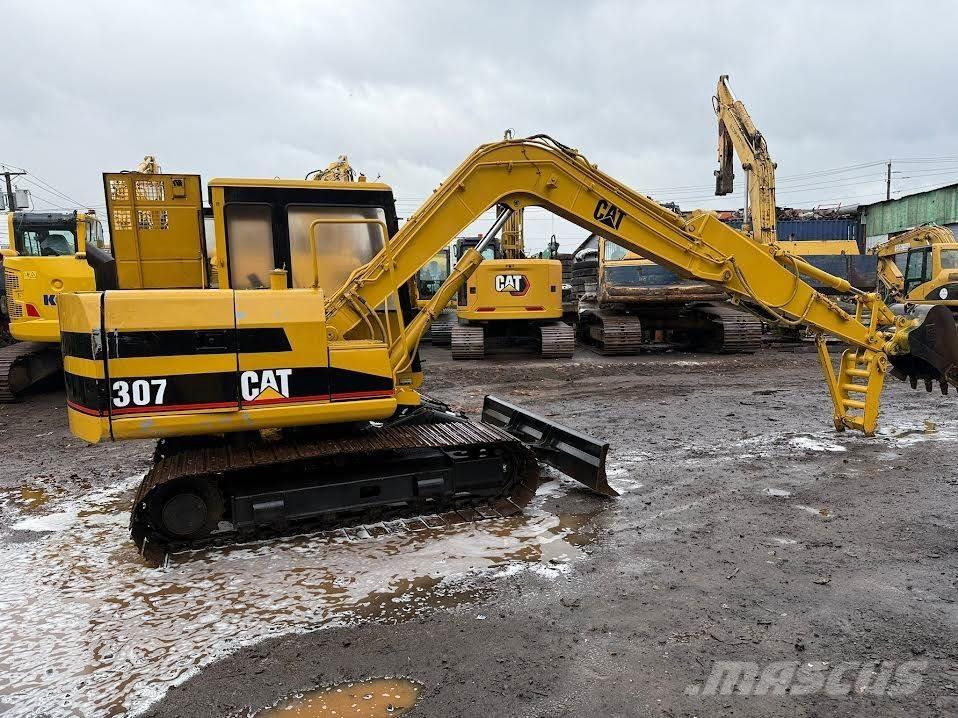 CAT 307 Kāpurķēžu ekskavatori