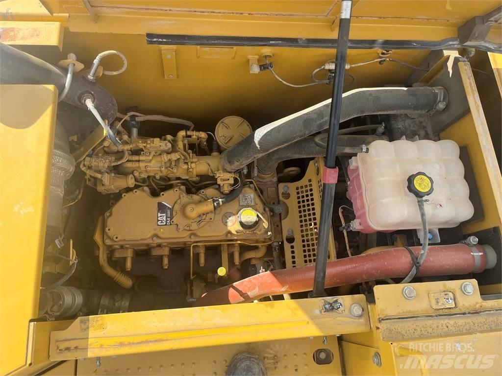 CAT 313FL Kāpurķēžu ekskavatori