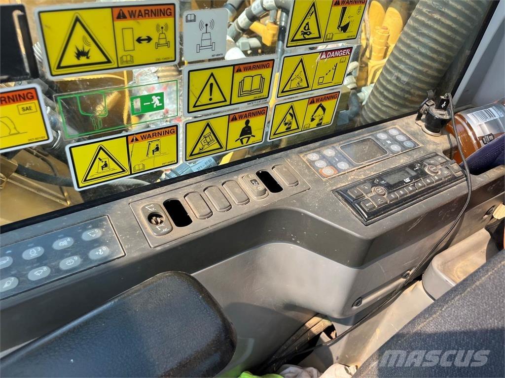CAT 313FL Kāpurķēžu ekskavatori