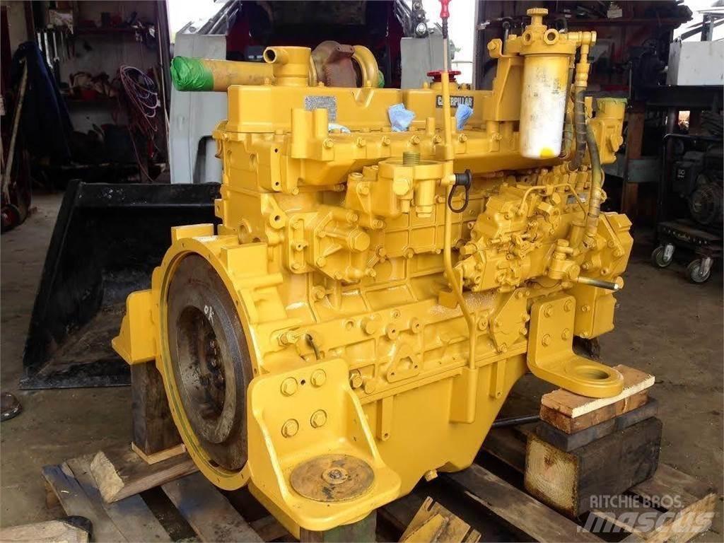 CAT 320 Dzinēji