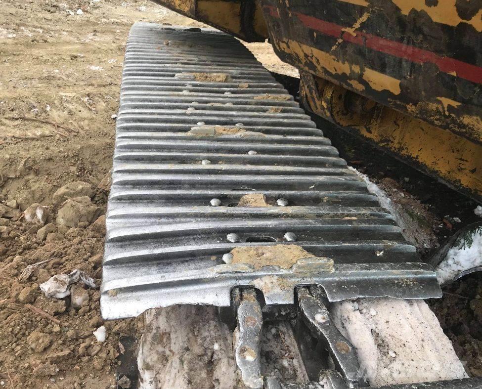 CAT 320B Kāpurķēžu ekskavatori