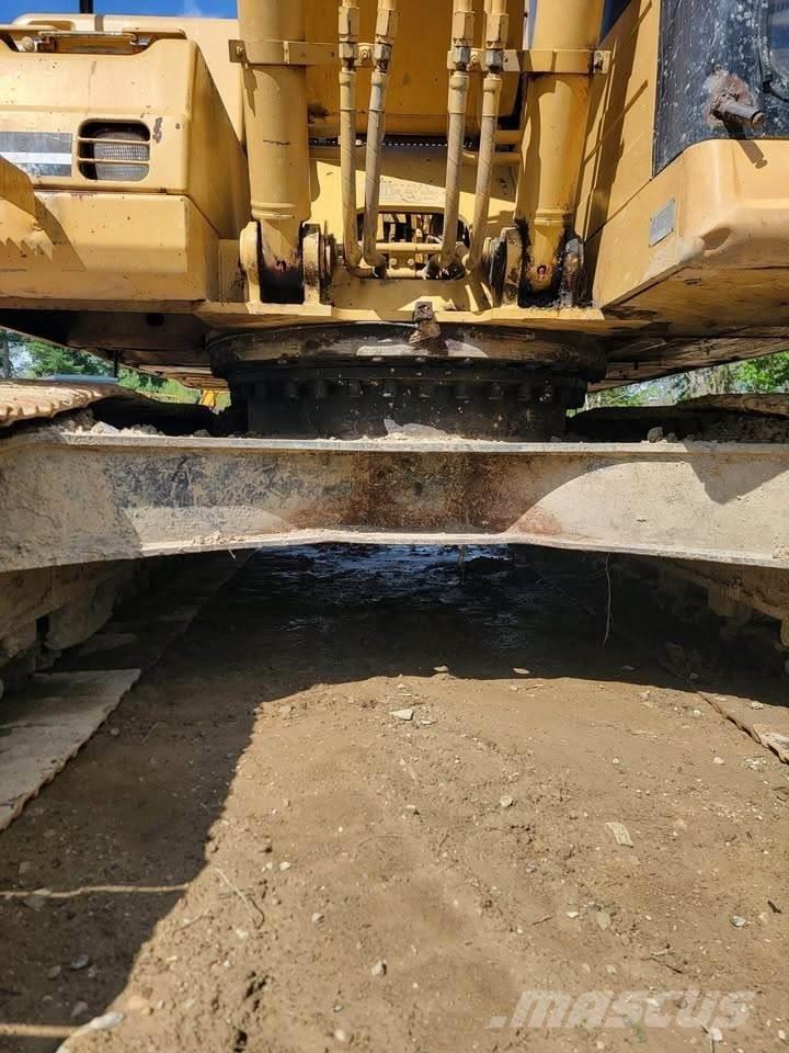 CAT 320BL Kāpurķēžu ekskavatori