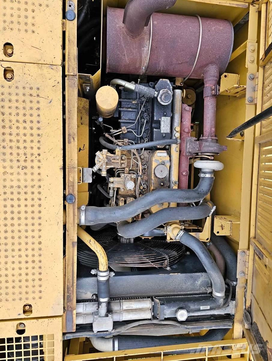 CAT 320CL Kāpurķēžu ekskavatori