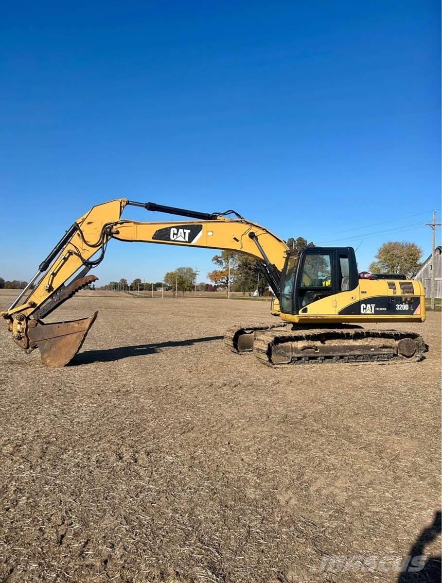 CAT 320DL Kāpurķēžu ekskavatori