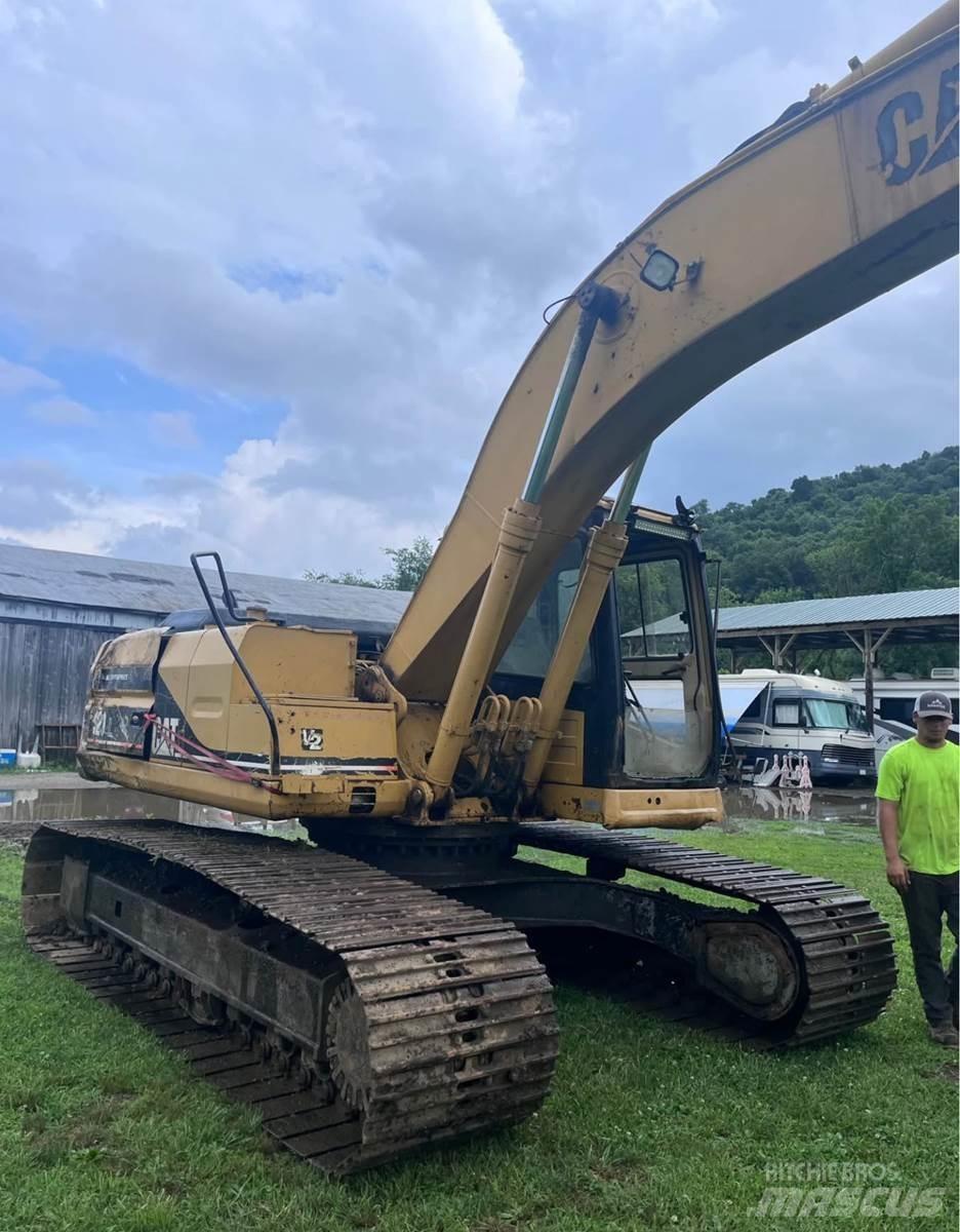 CAT 320L Kāpurķēžu ekskavatori