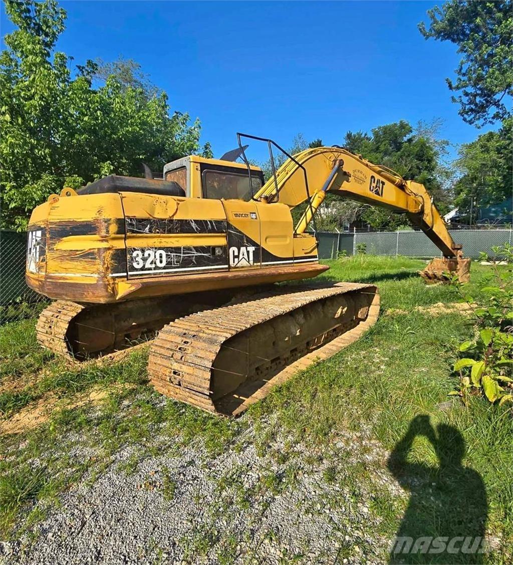 CAT 320L Kāpurķēžu ekskavatori