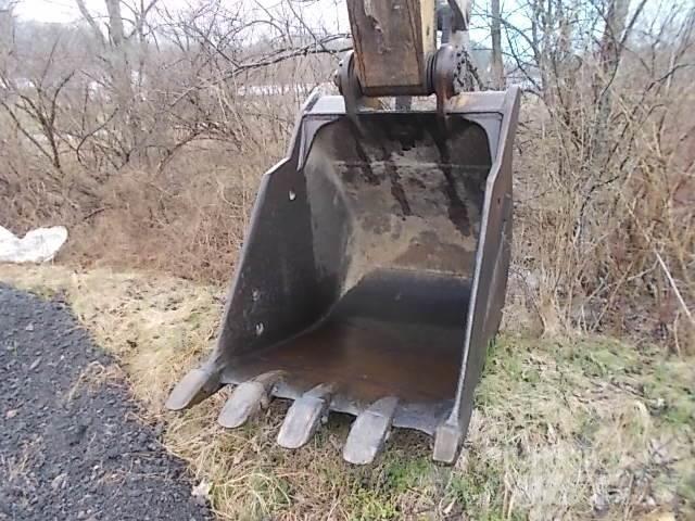 CAT 322L Kāpurķēžu ekskavatori