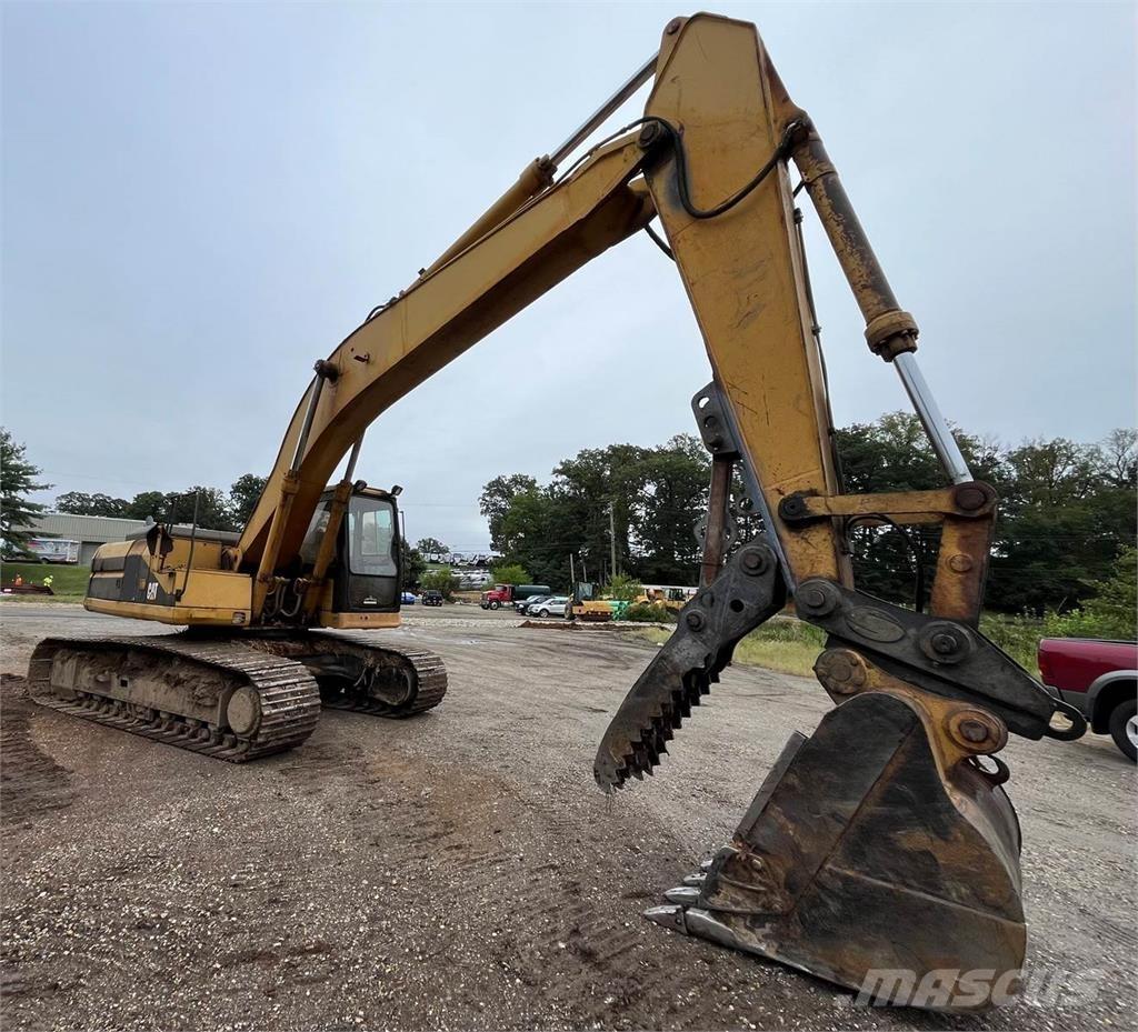 CAT 325 Kāpurķēžu ekskavatori