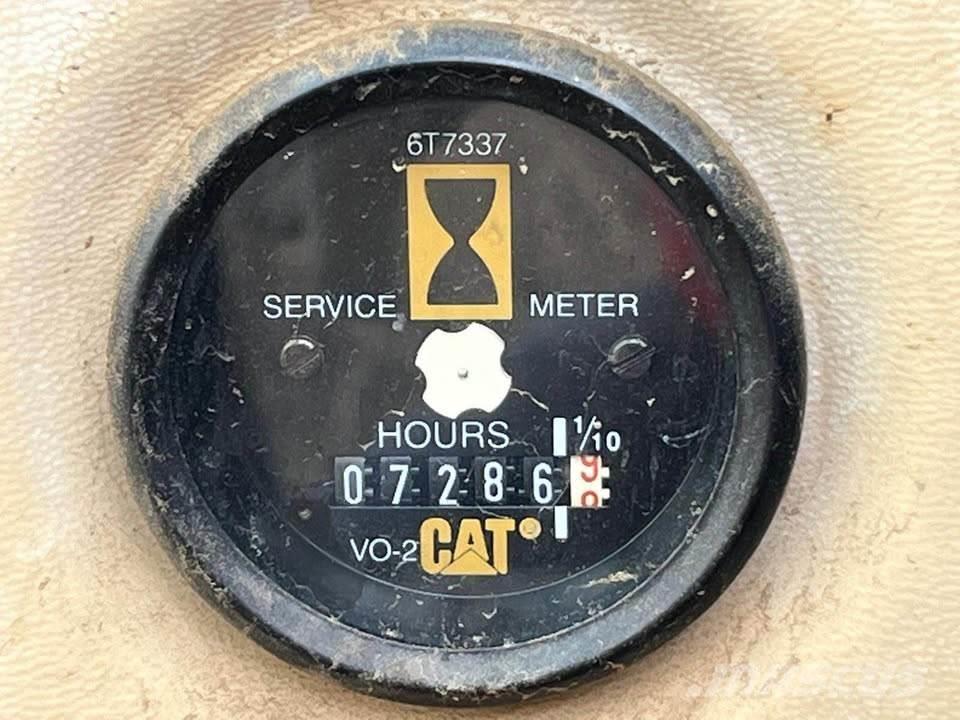 CAT 325BL Kāpurķēžu ekskavatori