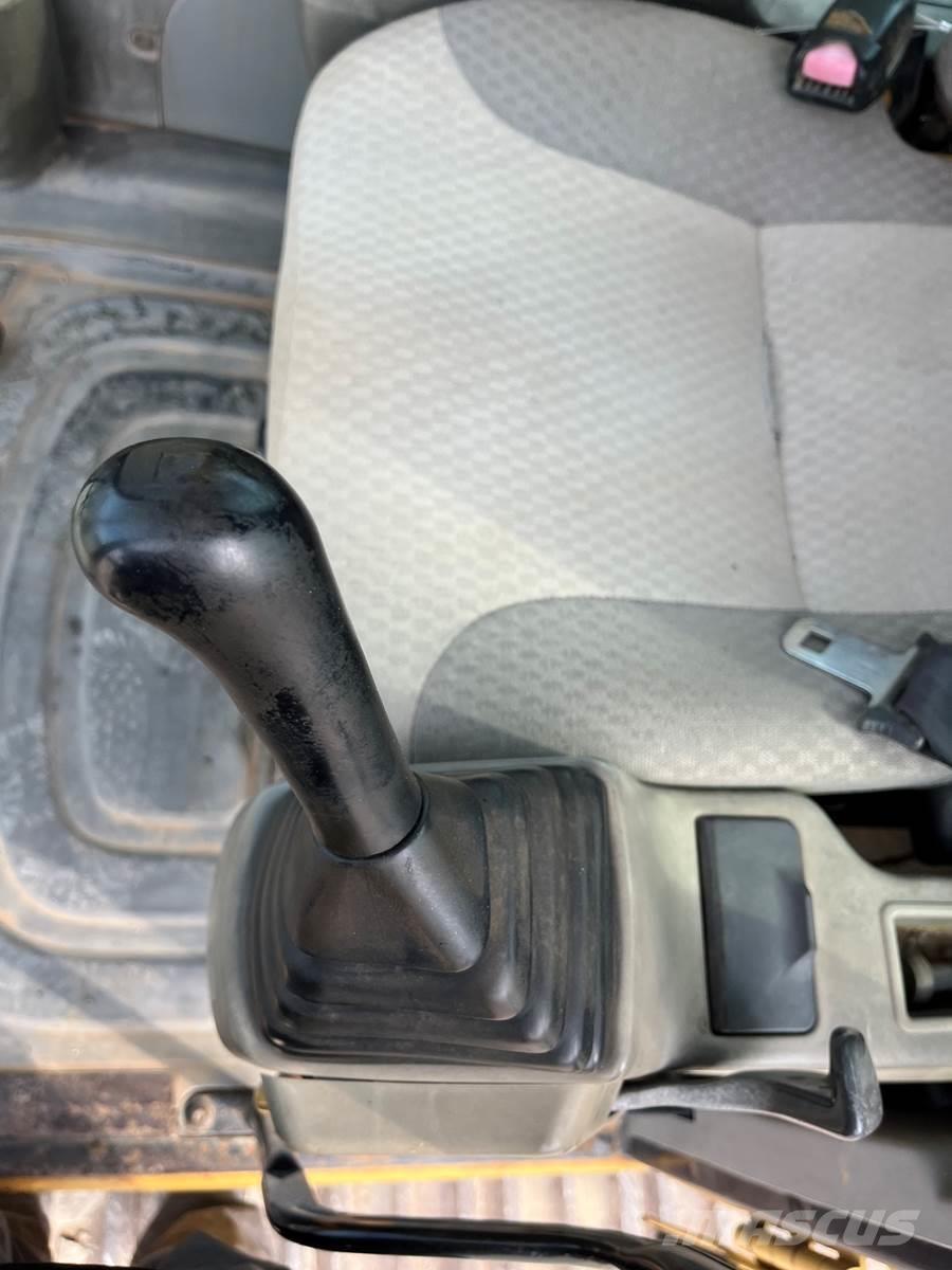 CAT 325DL Kāpurķēžu ekskavatori